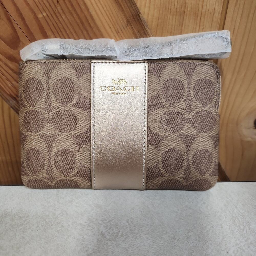 Coach Corner Zip Sig Wristlet CX255 IM/Tan/Chanpagne NWT Sold Out
